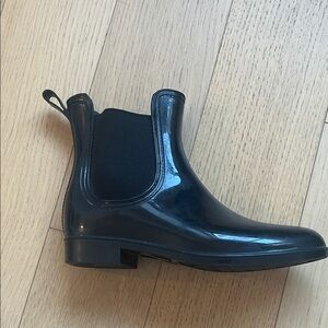 JustFab Glossy Black Ankle Booties